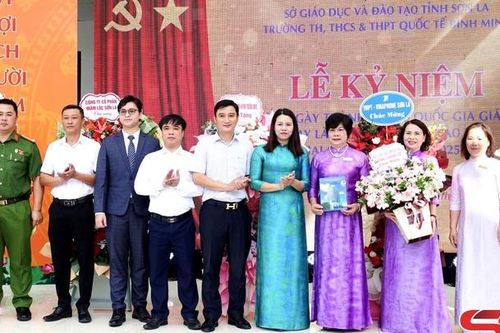Chú trọng giáo dục đạo đức, kỹ năng sống và trang bị cho học sinh ý thức công dân trong bối cảnh mới