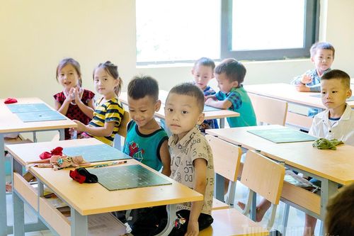 Ha Cá vui điểm trường mới