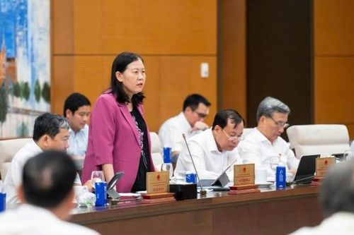 Một bộ phận cán bộ có tư tưởng 'làm nhiều sai nhiều' nên 'làm việc cầm chừng'