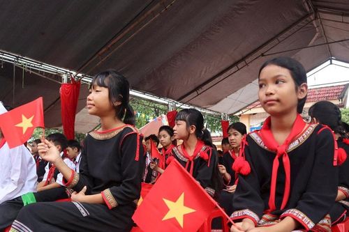 Trường PTDTNT THCS Buôn Ma Thuột hân hoan bước vào năm học mới