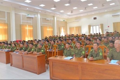 Kịp thời giải quyết khó khăn để lực lượng bảo vệ ANTT cơ sở yên tâm công tác
