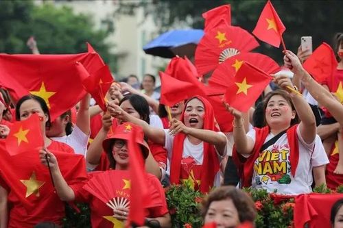 Người dân nhận quà lễ 2/9 không muộn hơn ngày 15/9