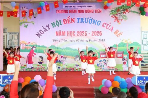 Học sinh xã Thượng Phúc háo hức ngày hội khai trường