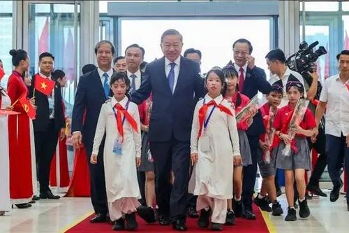 Lễ khai giảng đặc biệt: Kỳ vọng về những đột phá mới