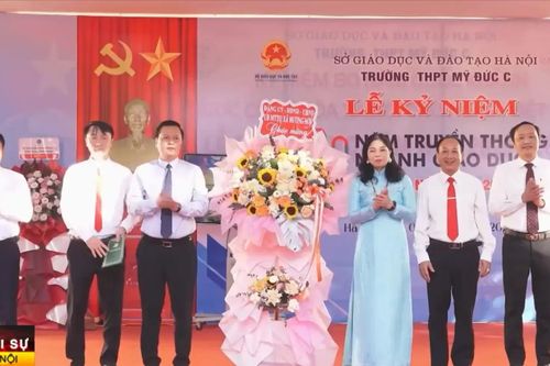 Lễ khai giảng ở các xã mới của Thủ đô
