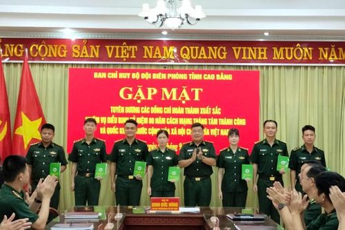 Ban Chỉ huy Bộ đội biên phòng tỉnh gặp mặt tuyên dương, khen thưởng lực lượng tham gia diễu binh, diễu hành A80
