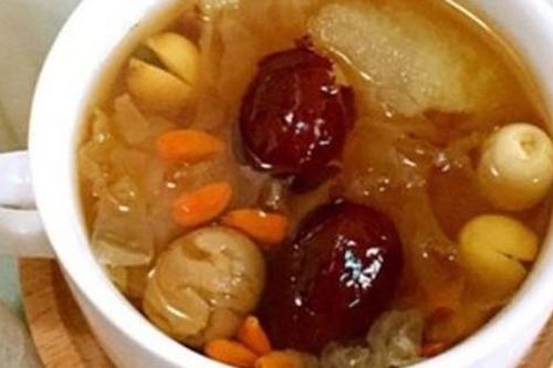 3 món ăn, bài thuốc giúp dưỡng âm, giữ ẩm da trong mùa thu