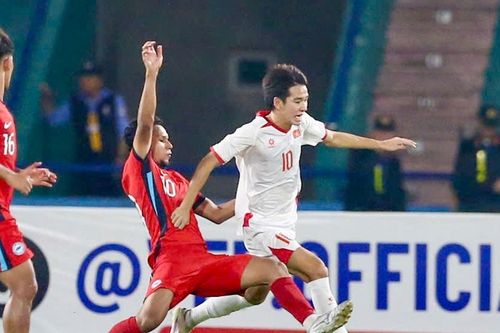 Thắng U23 Singapore 1-0, U23 Việt Nam vững ngôi đầu bảng C