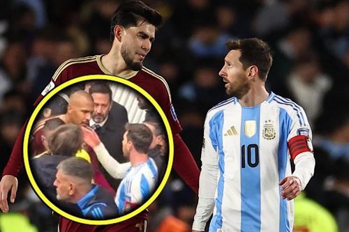 Khoảnh khắc Messi gay gắt