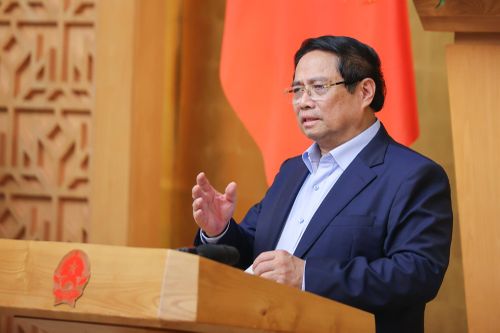 Thủ tướng yêu cầu kiểm soát giá vàng, USD