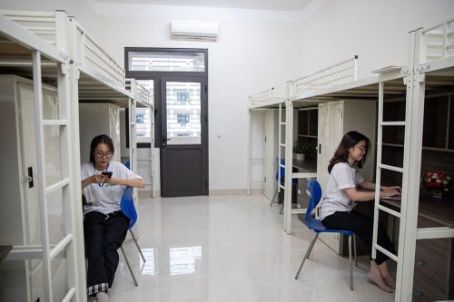 Chỗ ở mùa nhập học: Bài toán thuê trọ và ký túc xá tại Hà Nội