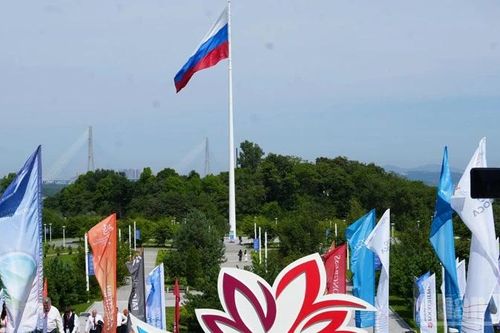 Hơn 8.400 người tham dự Diễn đàn Kinh tế phương Đông lần thứ 10 tại Nga