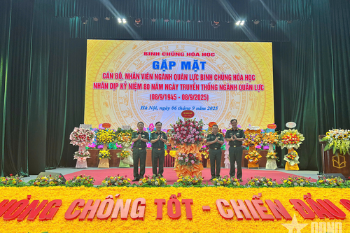 Gặp mặt kỷ niệm 80 năm Ngày truyền thống ngành quân lực Binh chủng Hóa học