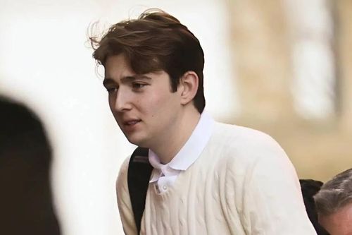 Sự biến mất của Barron Trump