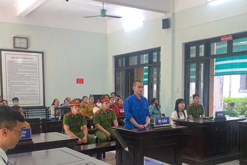 Cha ruột nhẫn tâm đầu độc con gái sơ sinh mắc bệnh hiểm nghèo