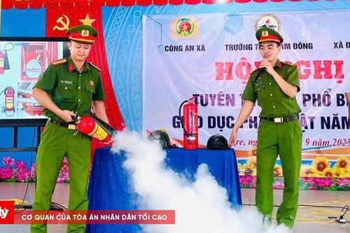 Tuyên truyền pháp luật cho gần 700 đoàn viên, học sinh tại xã Khe Tre