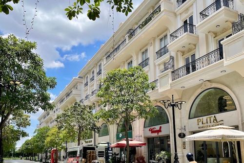 Bỏ 50 tỷ mua shophouse nhà phố để cho thuê, chủ nhà rao cả năm trời không ai hỏi