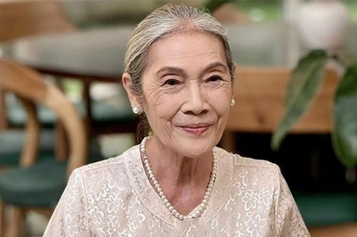 Diễn viên Thanh Hiền tuổi 73 vẫn đắt show, tiết lộ niềm hạnh phúc giản dị