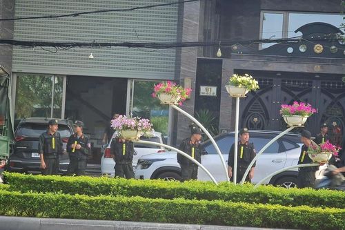 Cảnh sát tiếp tục khám nhà trùm giang hồ Mạnh 'gỗ' ở Thanh Hóa