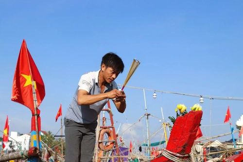 Độc đáo phong tục 'cúng thuyền' trong ngày Rằm tháng 7 ở Diễn Châu