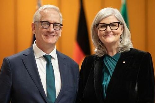 Toàn quyền Australia và Phu quân sắp thăm Việt Nam