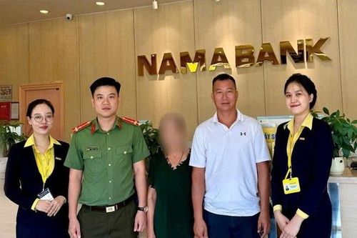 Cụ bà 73 tuổi thoát bẫy lừa đảo 400 triệu đồng