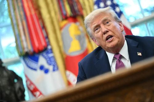 F-35 Mỹ tràn xuống Caribe: Ông Trump cân nhắc tấn công vào lãnh thổ Venezuela