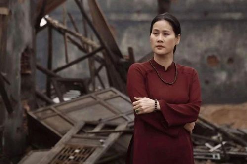 Thân Thúy Hà trải lòng về vai diễn trong 'Mưa Đỏ': 'Tôi không vui nếu bị mang ra so sánh'
