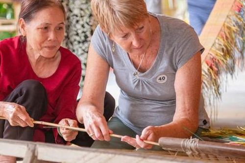 Làng nghề truyền thống ở Khánh Hòa tìm cách 'bắt sóng' nhu cầu du khách