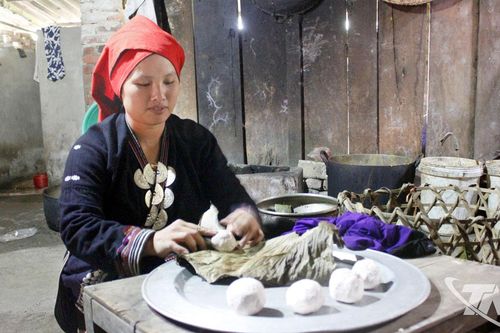 Rằm tháng Bảy ở Bản Bung