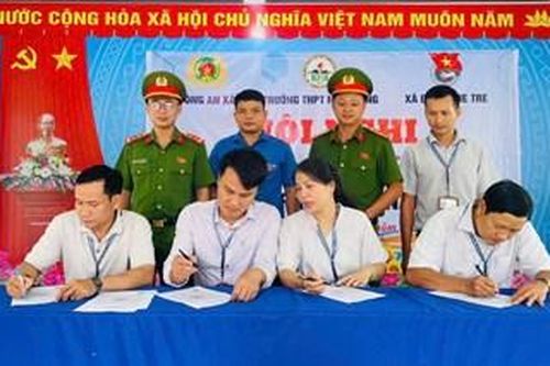 Tuyên truyền, phổ biến giáo dục pháp luật cho hơn 700 đoàn viên thanh niên xã Khe Tre