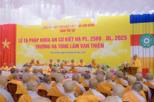 Lâm Đồng: Ban Trị sự GHPGVN tỉnh bế giảng khóa An cư kiết hạ tại trường hạ tòng lâm Vạn Thiện