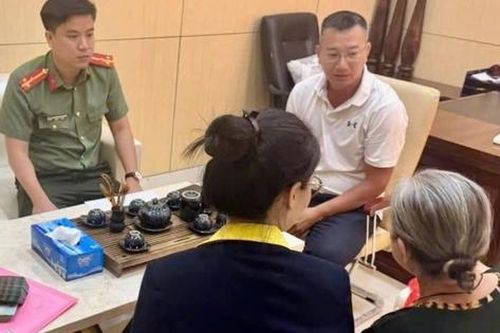 Phút chót chặn kịp thời vụ mạo danh công an lừa gần nửa tỷ đồng của cụ bà 73 tuổi