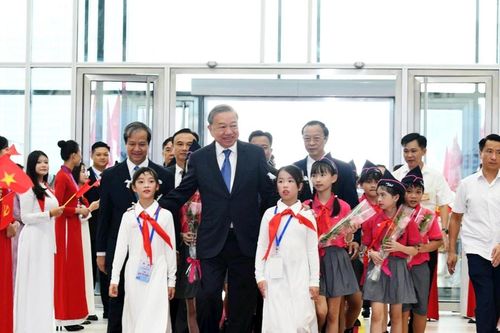 Dẫn dắt phát triển quốc gia bằng giáo dục