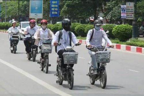 Tháng cao điểm an toàn giao thông cho học sinh đến trường