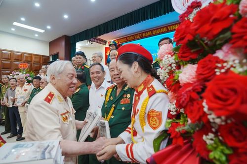 Thiếu tướng Phan Văn Lai ra sách về chiến trường Trị Thiên - Huế