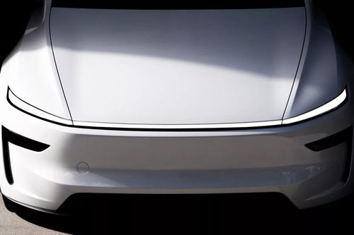 Tesla bùng nổ doanh số tại Nhật, áp sát Nissan ở mảng xe điện