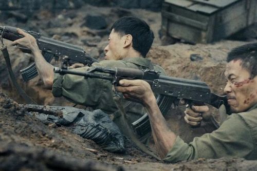 'Mưa đỏ' trở thành phim Việt có doanh thu cao nhất mọi thời đại
