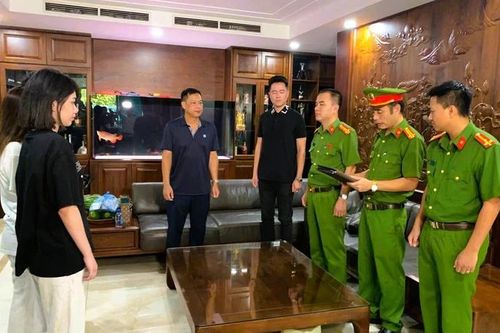 Hé lộ chân dung Mạnh 'gỗ' và các vụ án liên quan