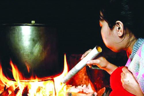 Chữ và nghĩa: Làm lửa