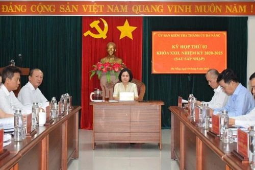 Nguyên Chủ tịch xã và ba cựu cán bộ huyện tại Đà Nẵng bị khai trừ Đảng
