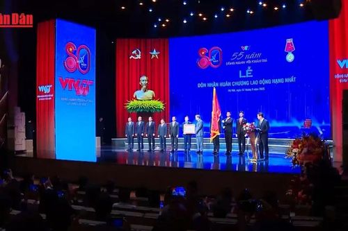 Tổng Bí thư dự Lễ kỷ niệm 55 năm Đài Truyền hình Việt Nam phát sóng chương trình đầu tiên