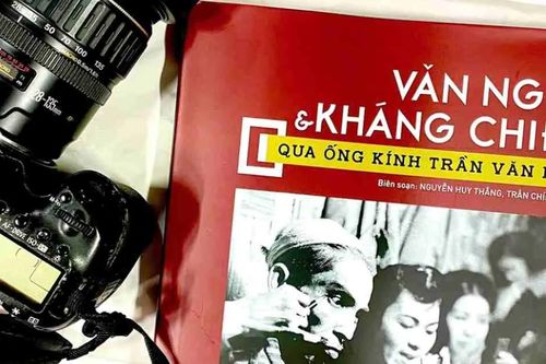 Khắc ghi lịch sử văn nghệ kháng chiến