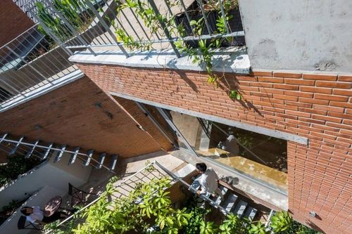 Báo Mỹ ca tụng nhà phố xanh từ ngoài vào trong giữa đô thị TP HCM