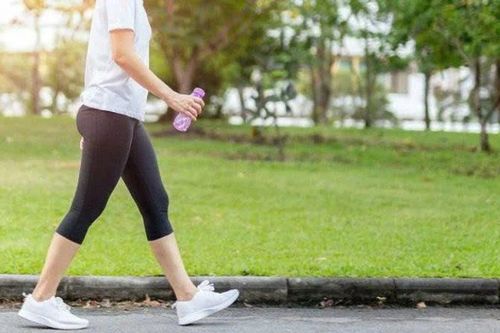 Sống lâu, sống khỏe nhờ thói quen vận động đơn giản