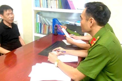 Khởi tố 4 cán bộ kiểm lâm trong vụ án môi giới, đưa nhận hối lộ của Mạnh 'gỗ'
