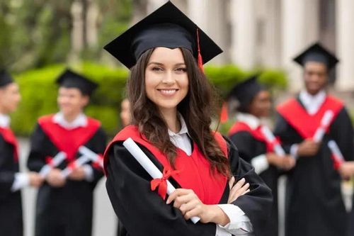 Số giấy phép du học Canada giảm mạnh sau khi áp mức trần thị thực