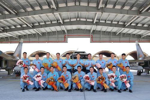 Trung đoàn 940, Trường Sĩ quan Không quân cơ động chuyển sân từ Sân bay Kép đến Sân bay Tuy Hòa sau khi hoàn thành nhiệm vụ A80