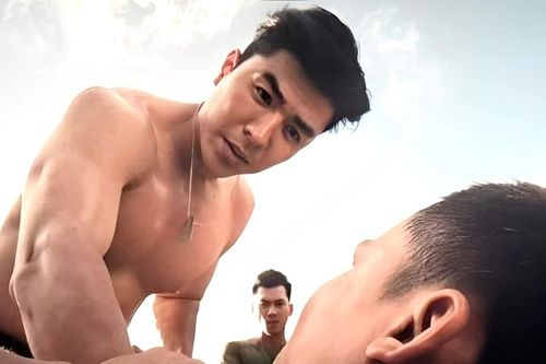 'Mưa đỏ' chính thức hất đổ kỷ lục của Trấn Thành