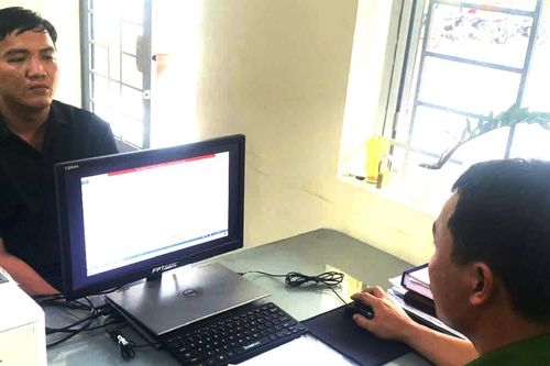 Thanh niên bị giam giữ, ép gọi người thân ở nước ngoài gửi tiền về trả nợ